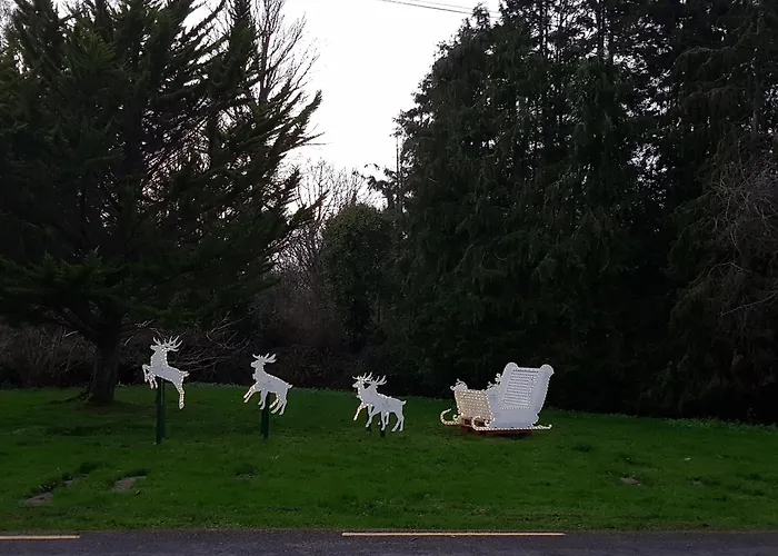 Holiday home Knockbrack