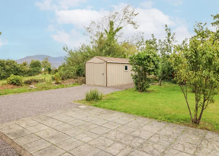 Holiday home Knockbrack *