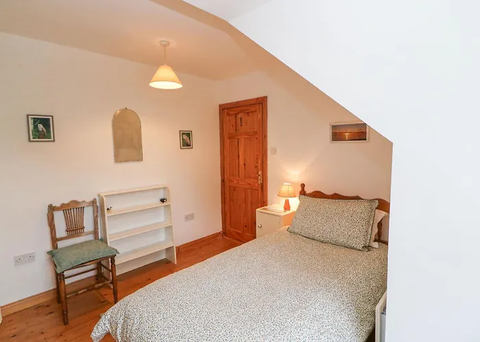 Holiday home Knockbrack