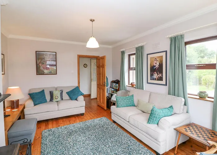 Holiday home Knockbrack *